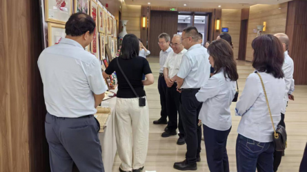 国泰海通证券股份有限公司相关营业部参观开云足球体育（中国）有限公司廉洁文化作品展